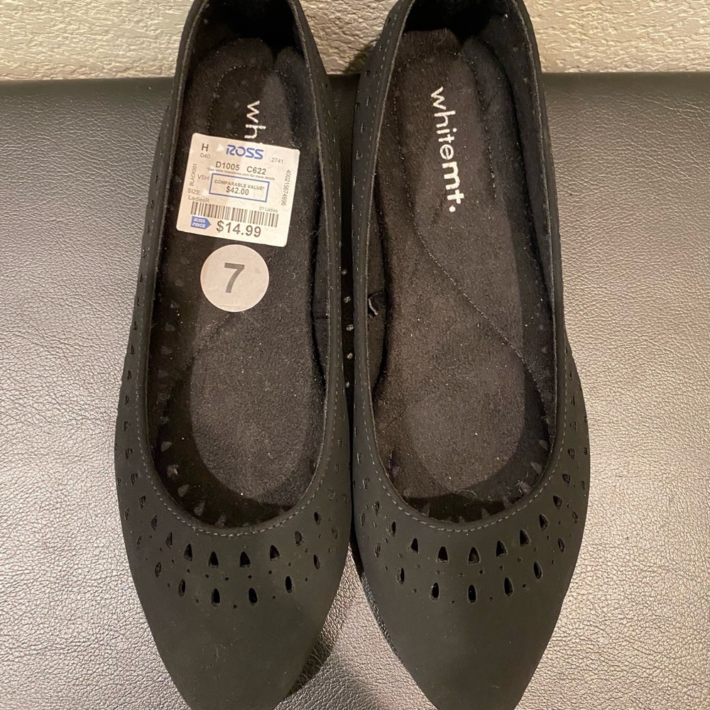 White Mt. Black Women’s Flats
